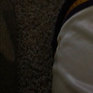 Meet your Posher, Mitchell